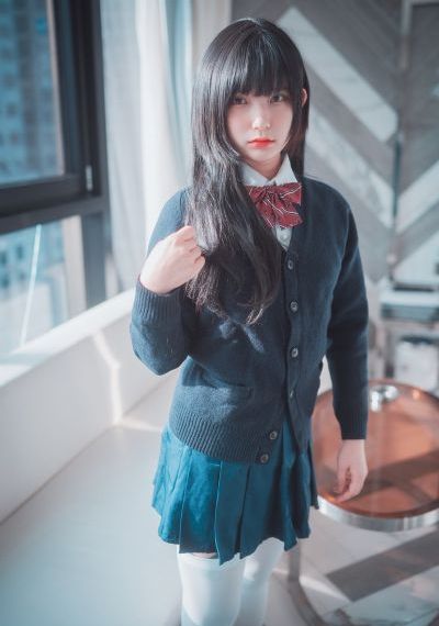 精品在线免费播放